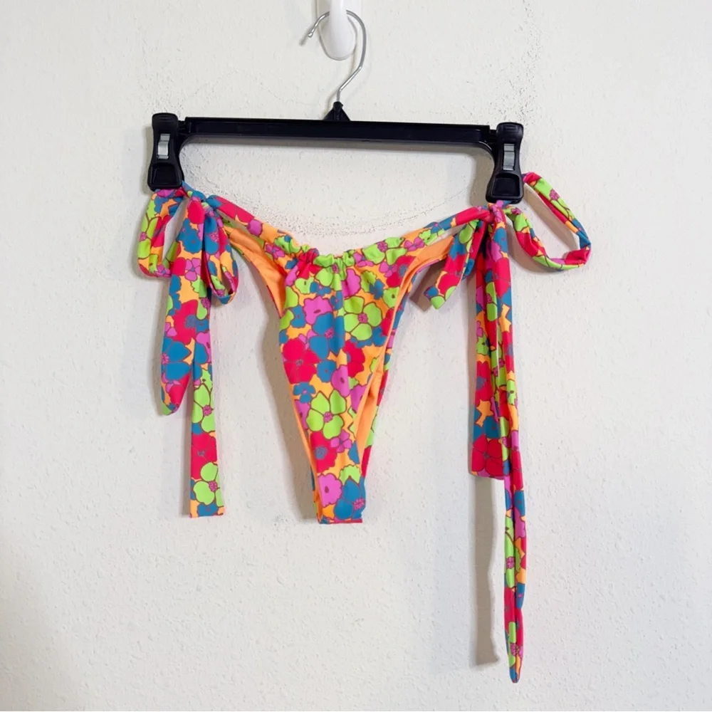 Frankie’s bikinis willow groovy print cheeky bikini bottoms